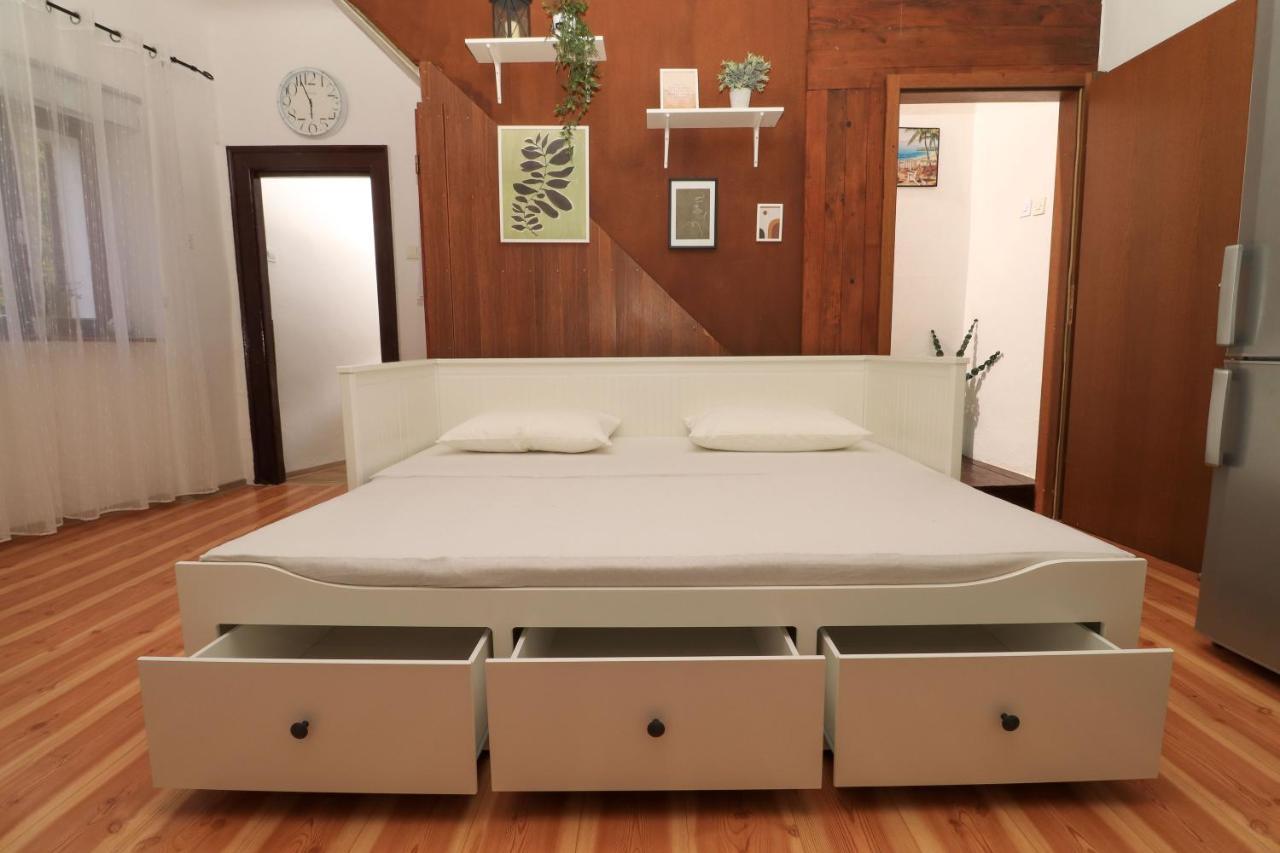 Sml Apartments 1 이졸라 외부 사진