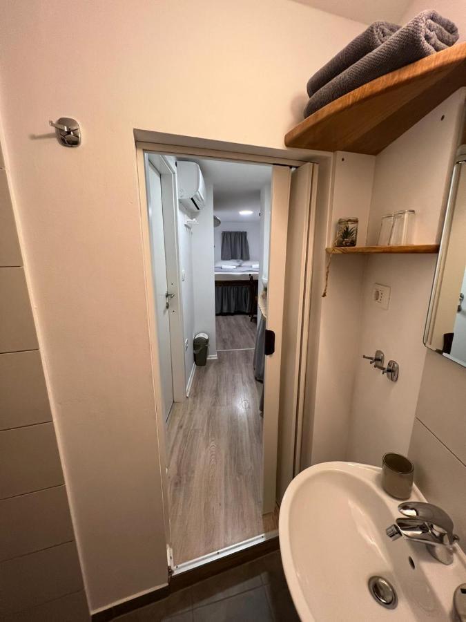 Sml Apartments 1 이졸라 외부 사진
