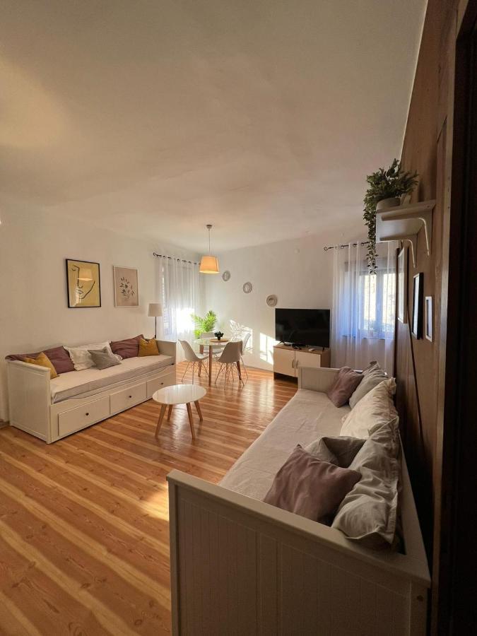 Sml Apartments 1 이졸라 외부 사진