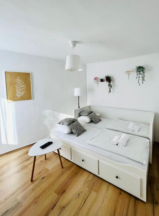 Sml Apartments 1 이졸라 외부 사진